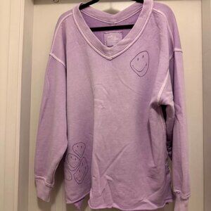 AERIE MEDIUM V NECK SMILEY SWEATER